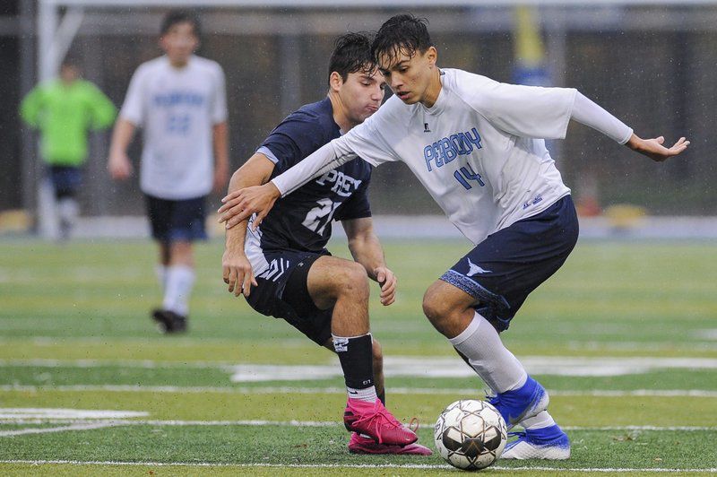 REIGNING DOWN: Eagles erase halftime deficit to top Peabody in D1 North opener